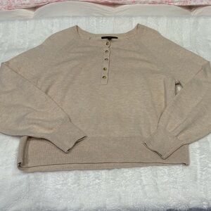 Banana Republic Beige Crew Neck Sweater M